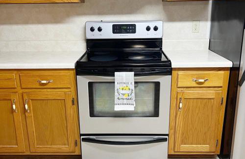 Horse Hideaway Fenced in back yard Dogs Welcome - Foto 12