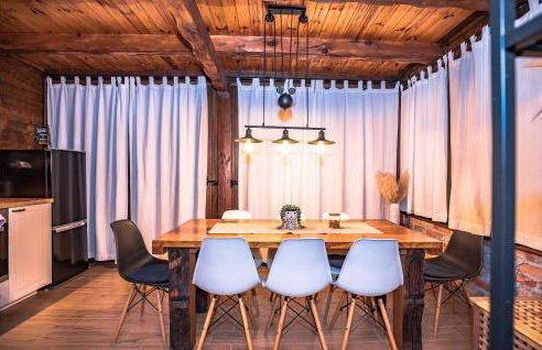 Awesome Home In Jamnica Pisarovinska - Foto 4