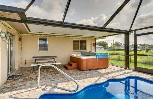 Canal-Front Retreat w/ Heated Pool & Hot Tub! - Foto 23