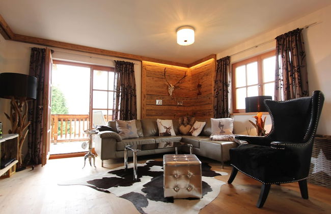 Unique & Exclusively Furnished Chalet near Ski Lift - Foto 10