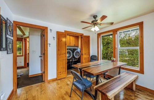 Walk-In Skiing/Tubing Across at Summit East - Foto 13