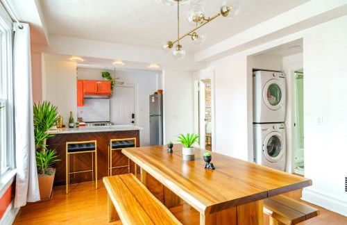 Jungle House Luxury Homes - Columbus Downtown Short North - Steps to Convention Center & Nationwide Arena - Sleeps up to 8 - Free Parking - Over 5,800 Five Stars - Foto 27