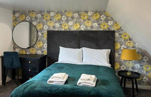 Hot tub - Garden - Bbq - Parking - Pets - Sleeps 6 - Foto 2