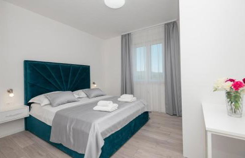 Cozy Home In Veliki Brocanac - Foto 33