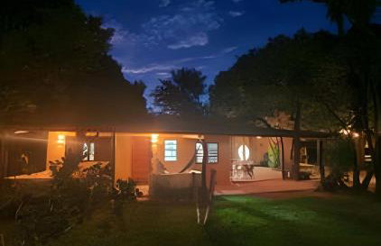 Casinha Amarela - anexo ao Camping Pé na Jaca - Foto 17