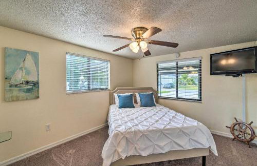 Bright Venice Home with Yard Less Than 4 Miles to Beach! - Photo 15