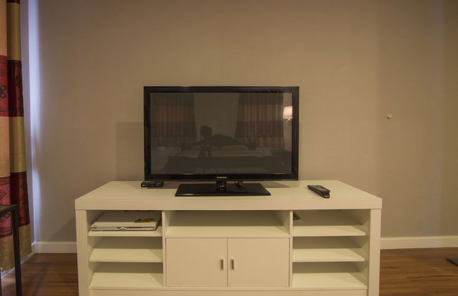 Maximum Land & House with WiFi - Photo 8