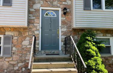 Spacious Pocono Home with Hot Tub and Fire Pit - Foto 22