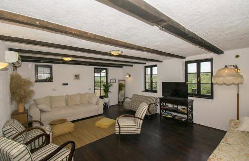 Peaceful Villa with Pool & Sauna, La Casa di Kyra - Foto 27