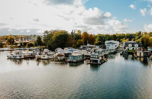 Wasserapartment Cityport - Schwimmende Ferienwohnung - Foto 19