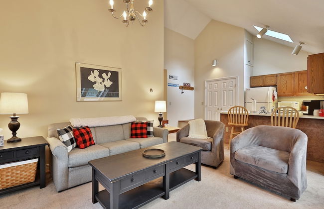 Pico Mountain Condo E306 2 Bedroom Condo - Photo 20