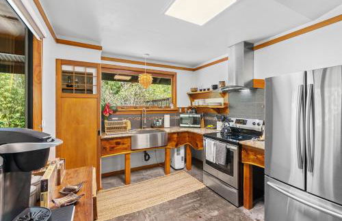 Volcano Tea House Cottage-SpaBath-HotTub-FirePlace - Foto 56