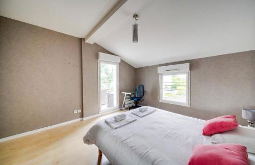 Nice apartment Mérignac with terrace and parking - Foto 10