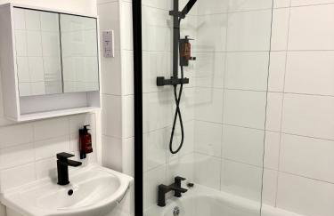 City Centre Embankment Apartments Superb Location - Foto 23