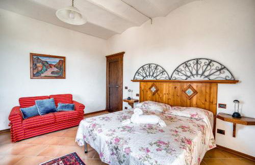 Timeless 19th-Century Villa with Private Pool Oasis - Photo 26