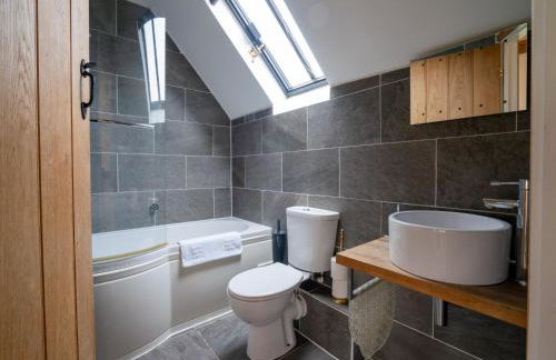 Hare Cottage wonderful views and parking - Pass the Keys - Photo 18