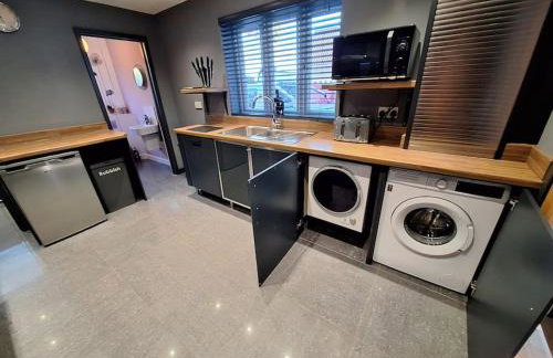 Stylish Escape With Wood-Fired Hot Tub - Foto 15