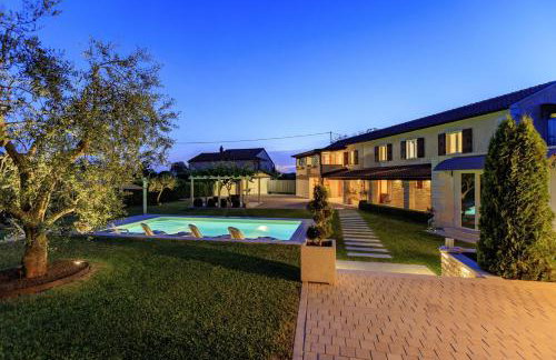 Villa Viscum in Central Istria for 8 persons with large garden - pet friendly - Foto 16