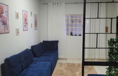 Casa funcional - 02 quartos, 02 camas de casal, 01 cama de solteiro, cozinha gourmet e garagem para carro pequeno - Foto 13