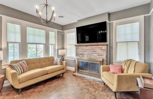 Retro Revival with Modern Comfort - A Mid-Century Gem in Gonzales LA - Foto 19