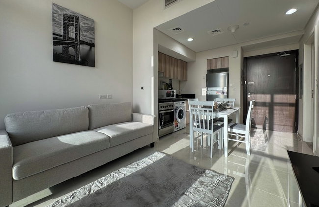 Modern 1 BR Golf Vita Damac Hills 1 - Foto 6