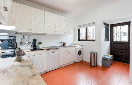 Villa Casa Amendoeiras by LovelyStay - Foto 33