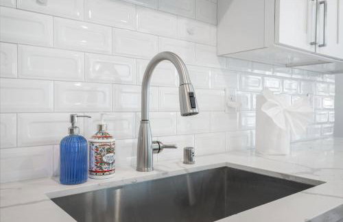 Perch - Modern Seattle Retreat w/ AC, Garage & Decks - Foto 18