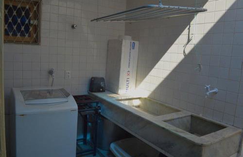 Casa sensacional a 80 metros da beira mar - Foto 24