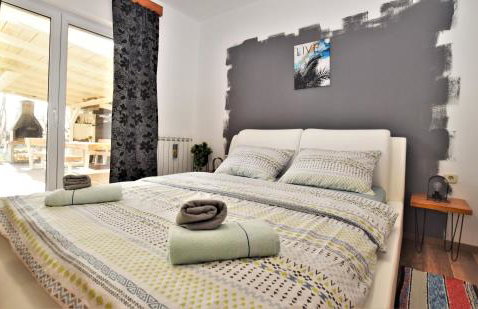 Holiday home Melani - with private heated pool and sauna - Foto 13