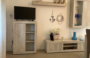 Sea Rocks House - Photo 5