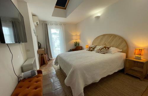 Villa provençale, Golfe Saint Tropez, Climatisée 12 pers, 4 suites, Piscine chauffée, Hammam, Spa, Billard, Pétanque, Wifi professionnel haut débit - Foto 45