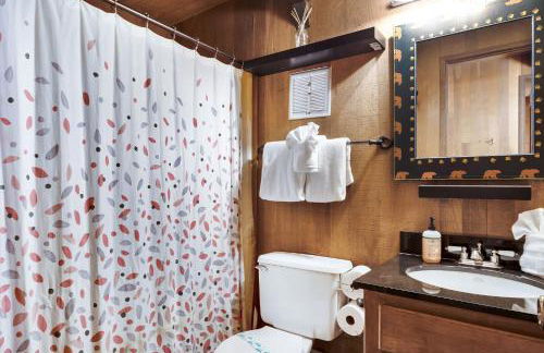 Truckee Cabin Getaway - Sleeps 6 - Foto 11