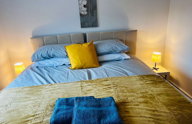 2 Bed Flat - Sleeps 8 - Pets - Garden - Parking - Foto 4