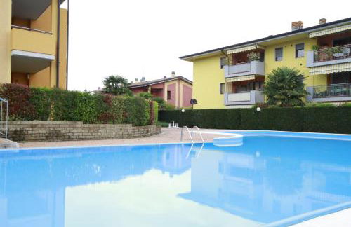 Luminoso Trilocale con Piscina e Giardino privato - Foto 18