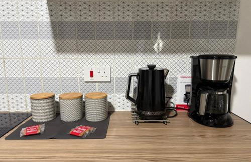 Stylish 2-Bed, Free Parking, Netflix, Coffee Machine, 5 mins from City Centre - Foto 9