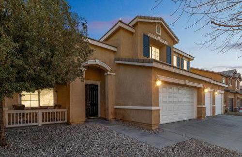 5BR 3BA Home - King Beds - Fast Wifi home - Foto 28