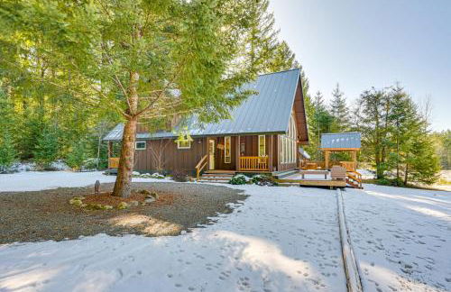 Deck, Hot Tub and Fire Pit Mtn-View Packwood Cabin - Photo 24