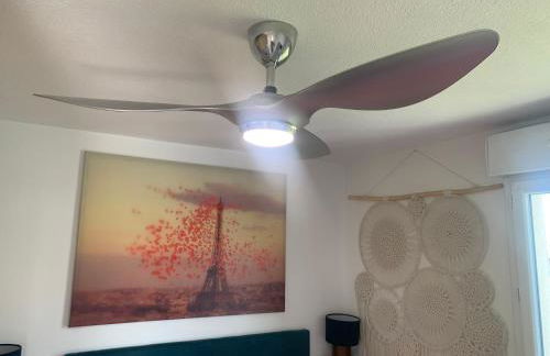 T2 Little Bohême proche hôpitaux terrasse plein ciel - Foto 12