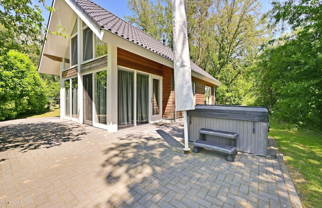 Chalet With Gorgeous View of the Natural Surroundings - Photo 32