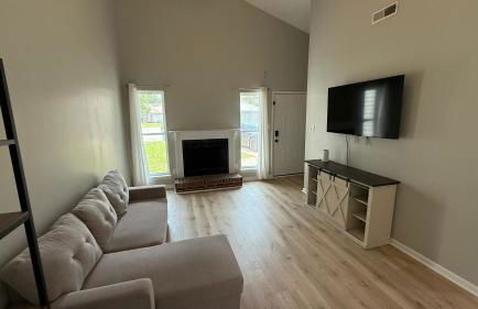 Cozy 2BR Hideaway - I Heart Jacksonville - Foto 1