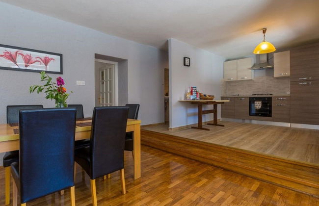 Large Holiday Home With Private Pool, Wellness & Sea View - Foto 20