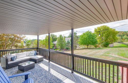 Meet Country Animals! Farmyard Stays Dundee Home - Foto 26