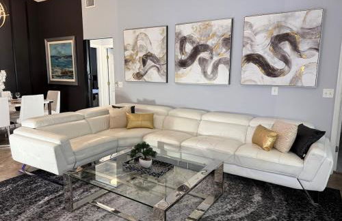 Near Disney, Private South Facing Pool, Star Wars Arcade Theater, 3 King Beds - Photo 30