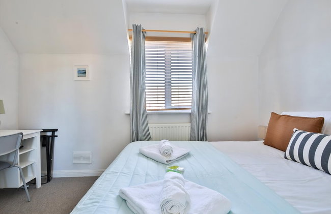 2 Bed House Near Beach with Free Parking - Foto 80