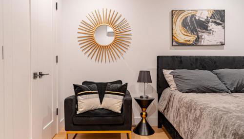 Cozy Brooklyn Getaway with Balcony - Foto 5