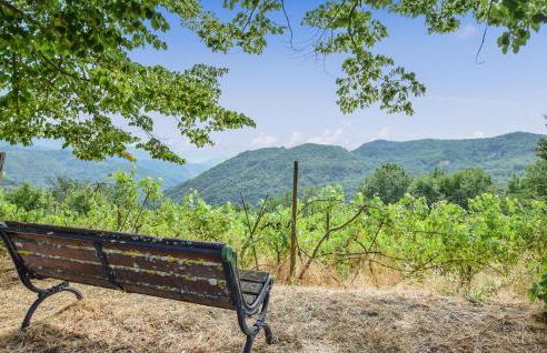 2 Bedroom Cozy Home In Bagni Di Lucca - Foto 5