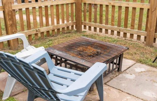 Unplug & Reconnect, Romantic Retreat with Hot Tub - Foto 16