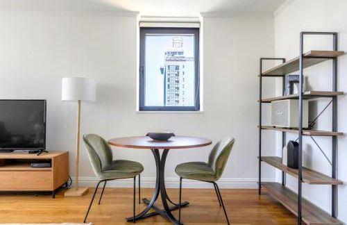 Sq 1BR w Great views Indoor pool NYC-29 - Foto 6