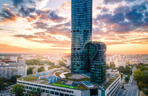 Sky Tower Apartments by Michał & Piotr - Photo 10