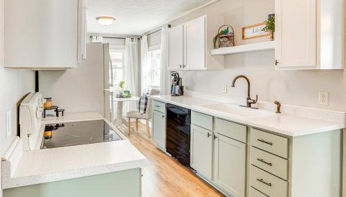 Pet-Friendly Watertown Home about 1 Mi to Downtown! - Foto 1